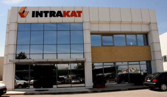 Intrakat: Υπέγραψε σύμβαση ύψους 33 εκατ. ευρώ για την αναβάθμιση του αεροδρομίου της Πάρου