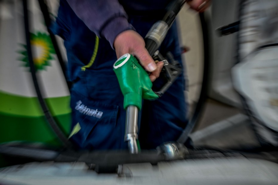 Το μίνι ράλι του πετρελαίου φέρνει νέες αυξήσεις στα καύσιμα