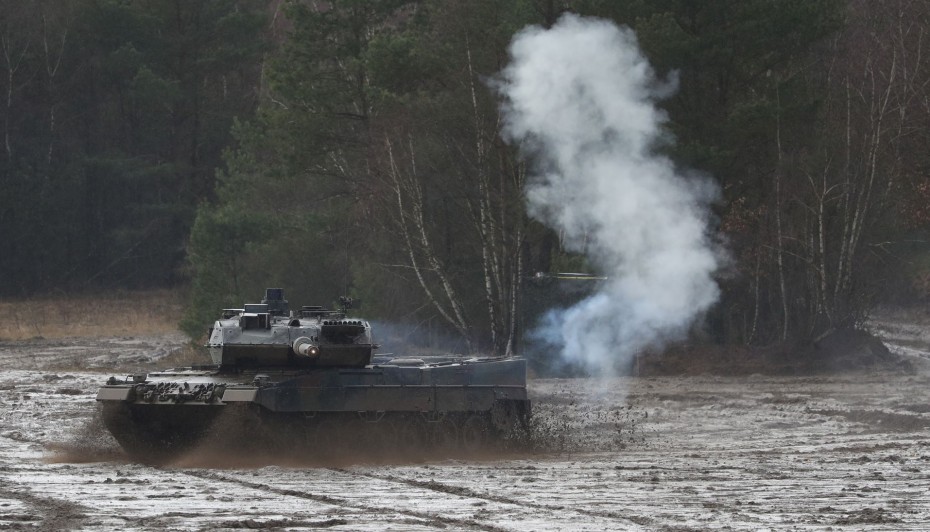 Στροφή 180 μοιρών από τη Γερμανία - Στέλνει μια ίλη Leopard 2 στην Ουκρανία