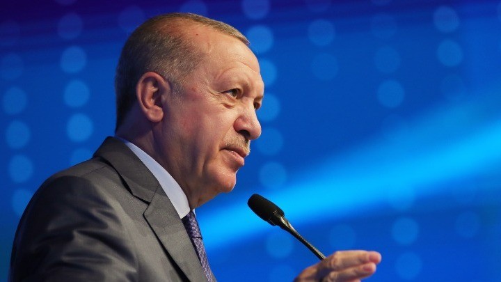 Ο Ερντογάν αφήνει να εννοηθεί ότι οι προεδρικές και οι βουλευτικές εκλογές θα διεξαχθούν στις 14 Μαΐου