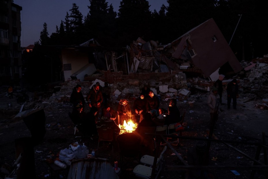 Στα χαλάσματα υπάρχει ακόμα ζωή - Διασώσεις 220 ώρες μετά τον σεισμό, ξεπερνούν τους 40.000 οι νεκροί