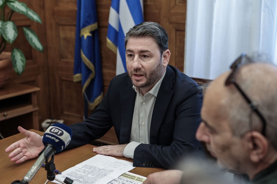 Άρθρο Ανδρουλάκη: Το ιδιωτικό χρέος απειλεί τις συνθήκες ζωής του ελληνικού λαού