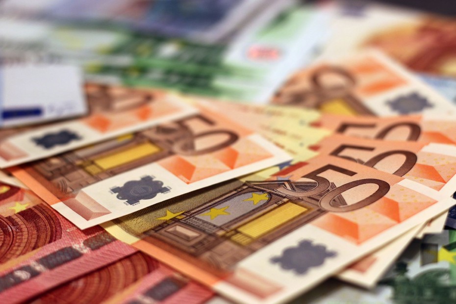 Συνάλλαγμα: Άνοδος κατά 0,48% για το ευρώ έναντι του δολαρίου