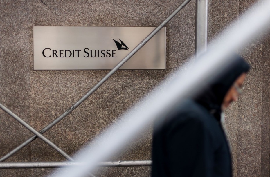 Νέα βουτιά άνω του 10% για τη μετοχή της Credit Suisse
