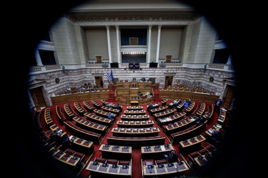 Βουλή: Στην Ολομέλεια την Πέμπτη τα μέτρα στήριξης για το δυστύχημα των Τεμπών - Η στάση των κομμάτων
