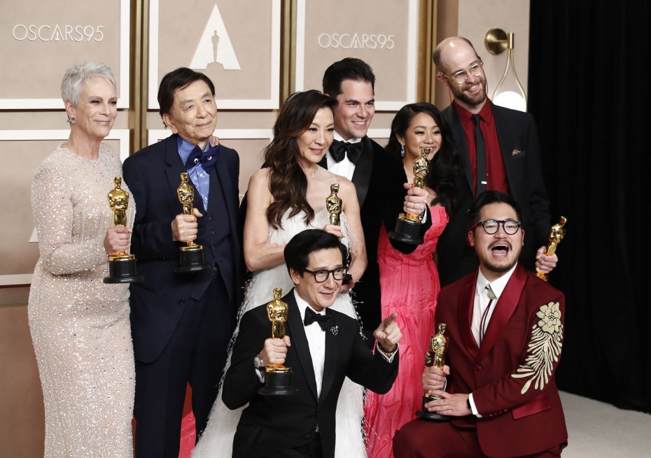 «And the Oscar goes to...»: Επτά αγαλματίδια για την αντισυμβατική κωμωδία «Τα πάντα όλα»