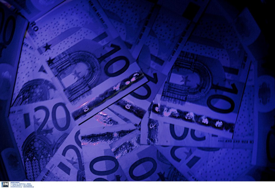 Συνάλλαγμα: Σταθεροποιείται στην περιοχή των 1,1 δολαρίων το ευρώ
