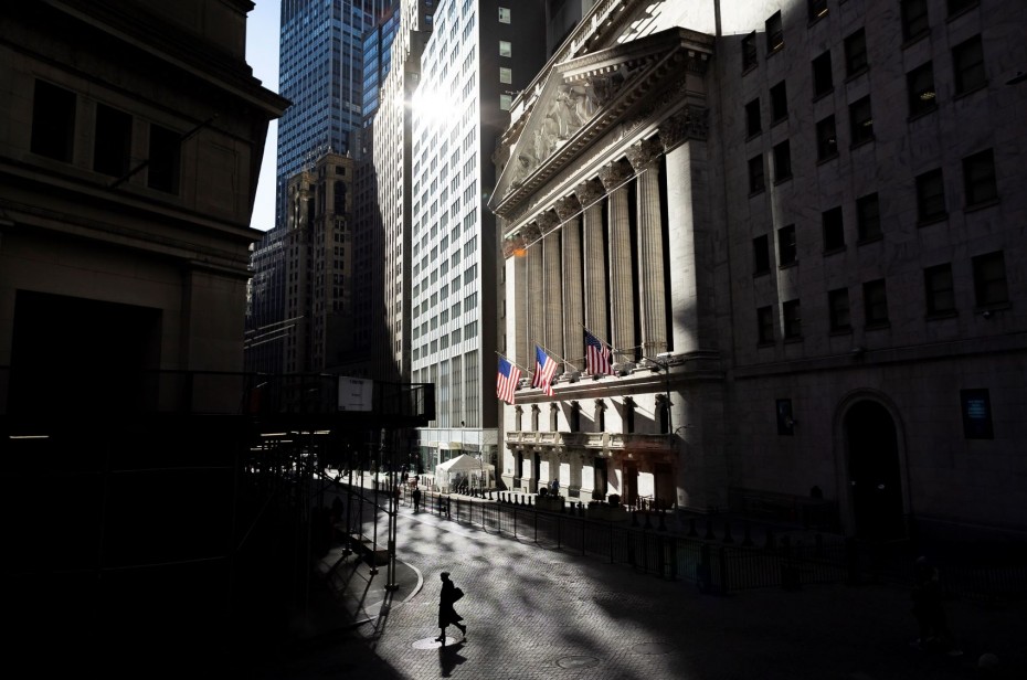 Βαθύ σκοτάδι στο NYSE για τις κινεζικές μετοχές