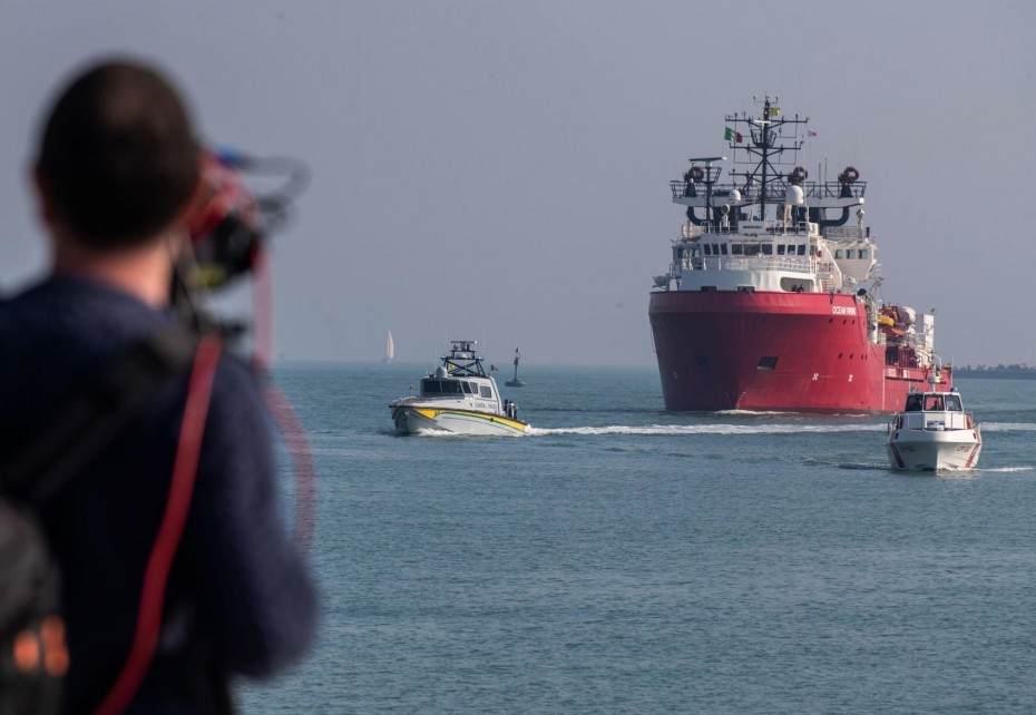 Το Ocean Viking διέσωσε 92 μετανάστες από βέβαιο πνιγμό στ' ανοιχτά της Λιβύης