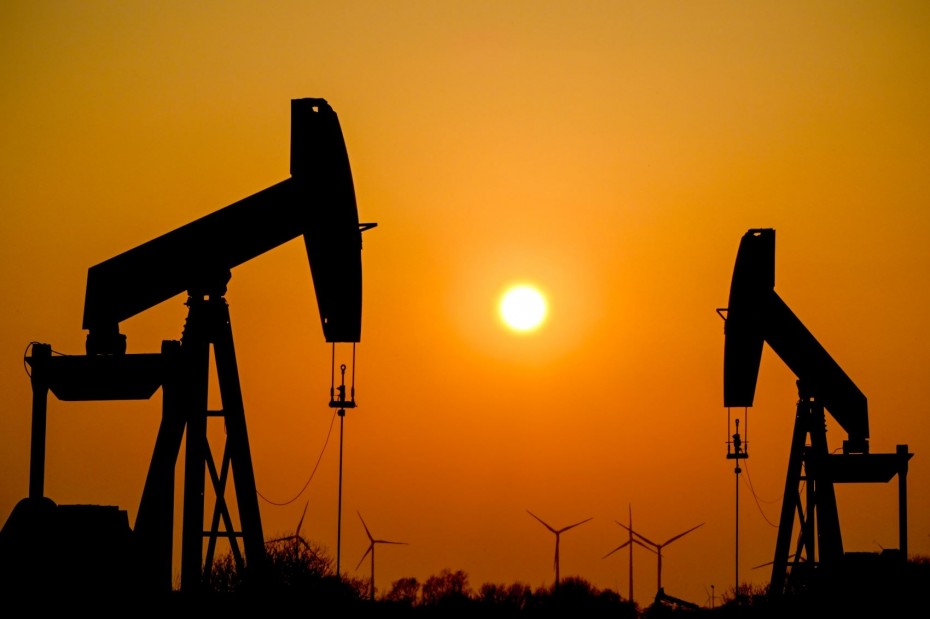 Συνθήκες πανικού και έντονες διακυμάνσεις στις τιμές του πετρελαίου 