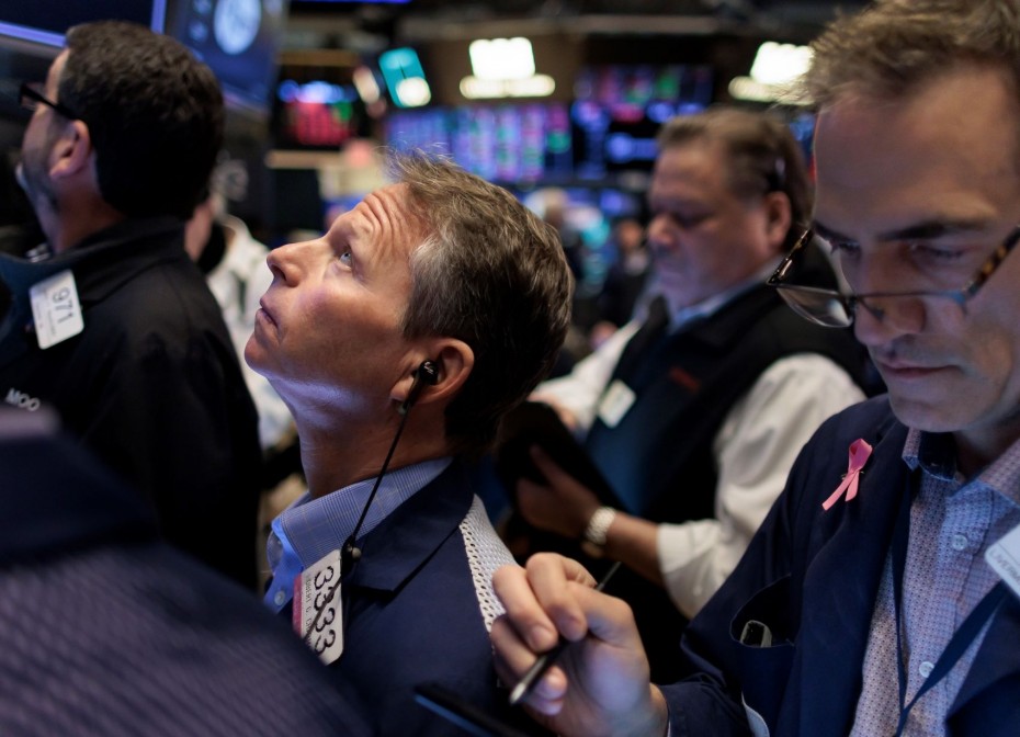 Επιφυλακτικοί οι επενδυτές στη Wall Street