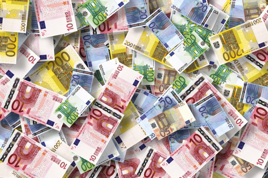 Συνάλλαγμα: Άνοδος 0,32% για το ευρώ, στα 1,0812 δολάρια η ισοτιμία