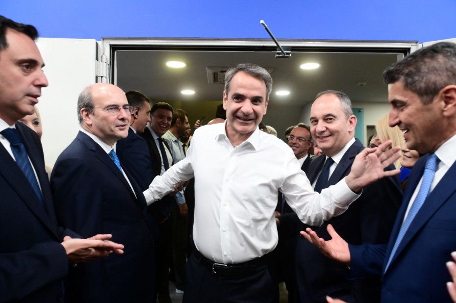 DW: «Οι Έλληνες στις εκλογές εμπιστεύθηκαν τον πραγματιστή Μητσοτάκη»