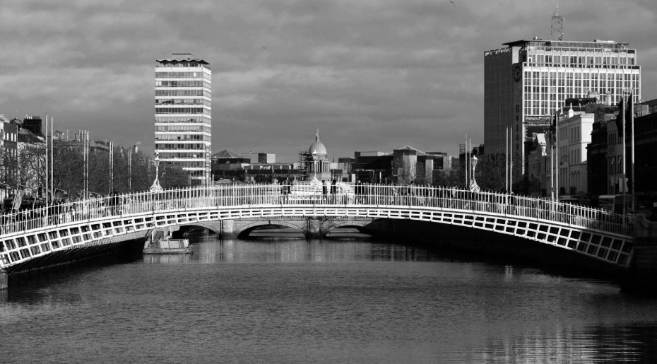 «Κουμπαρά» για τα... δύσκολα φτιάχνει η Ιρλανδία από τους φόρους στις πολυεθνικές