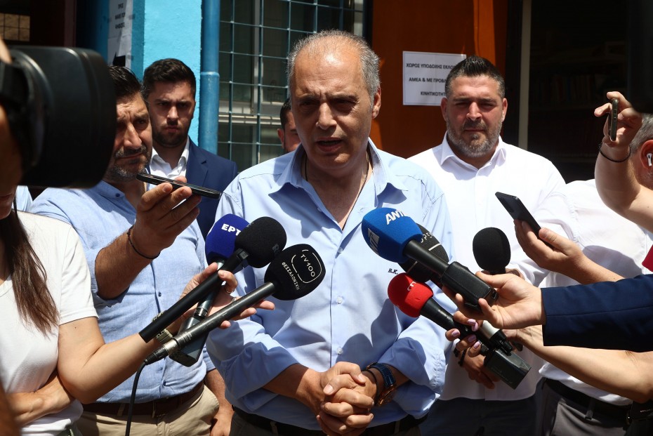 Βελόπουλος: ««Η Ελληνική Λύση δεν ανήκει στην άκρα δεξιά»