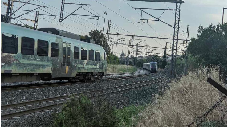 Ο ΟΣΕ διαψεύδει την παραλίγο σύγκρουση τρένων στη Λάρισα