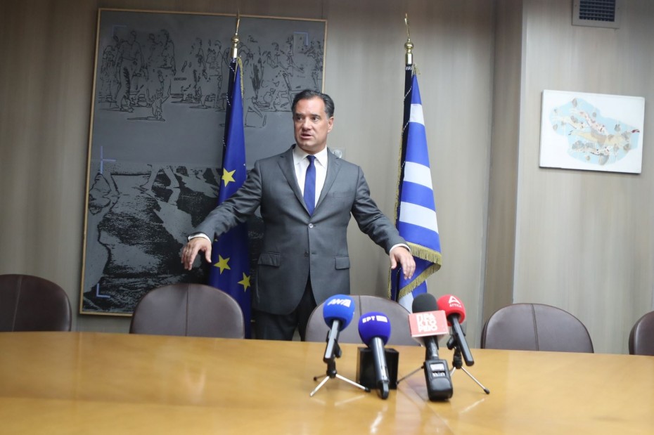 Γεωργιάδης: «Θα είμαστε πολύ αυστηροί στην εφαρμογή της ψηφιακής κάρτας»