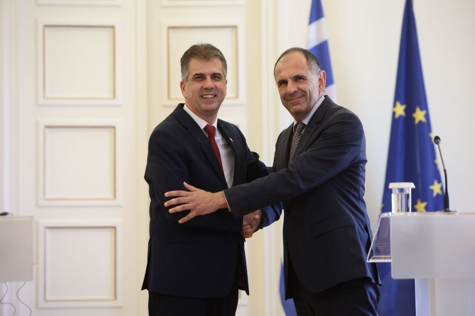 Γεραπετρίτης-Κοέν συμφώνησαν στη διεύρυνση της στρατηγικής σχέσης Ελλάδος-Ισραήλ