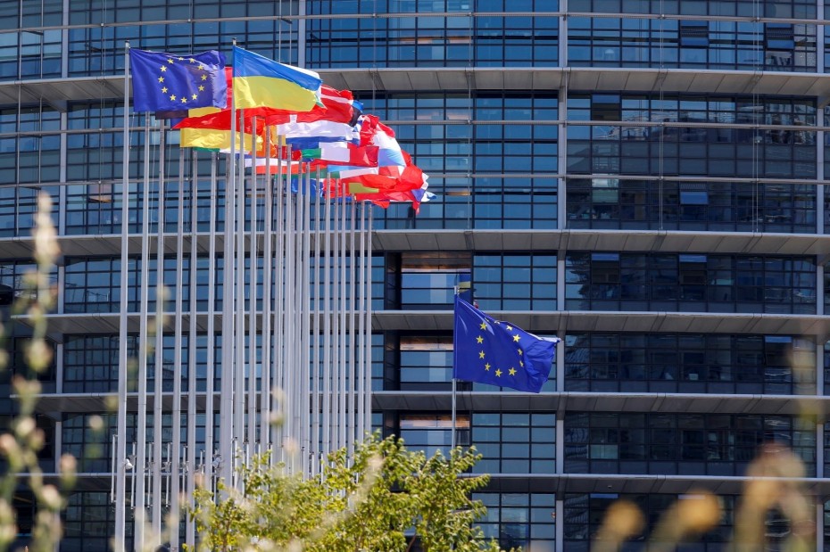 Κατάσταση ύφεσης αντιμετωπίζει η Ευρωζώνη - Απρόσμενα χαμηλός ο δείκτης PMI